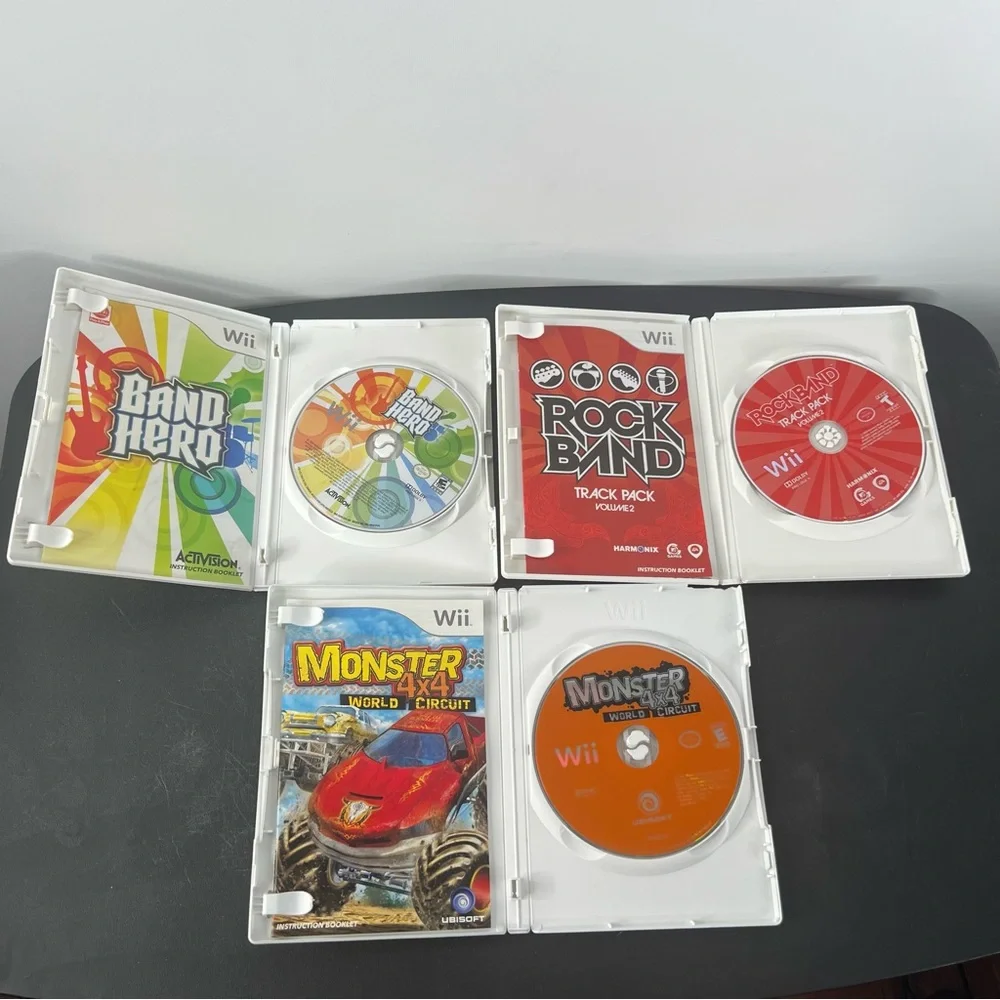 Nintendo Wii White Console System Bundle Lot W/ 13 Video Games Tested & Working